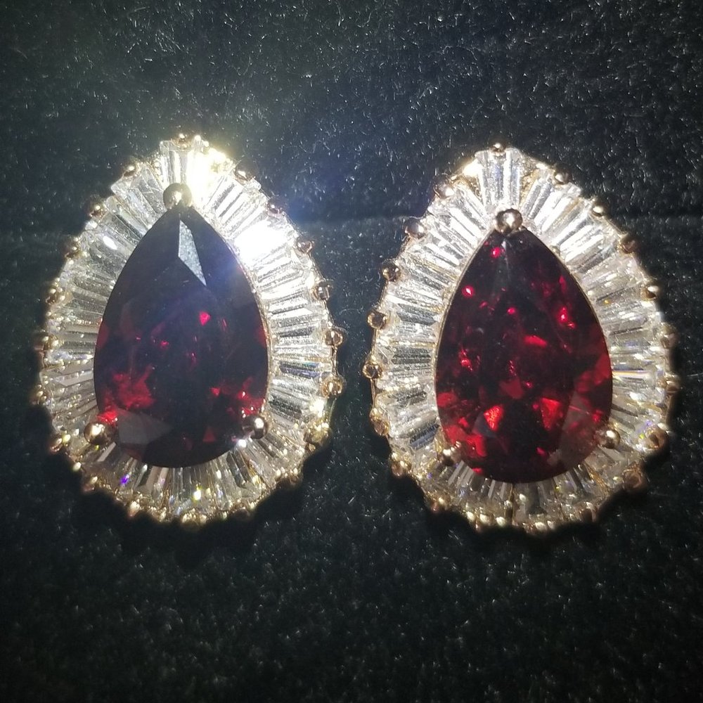 Swiss Cz Garnet 18 Gold Earrings - Pear Shaped.